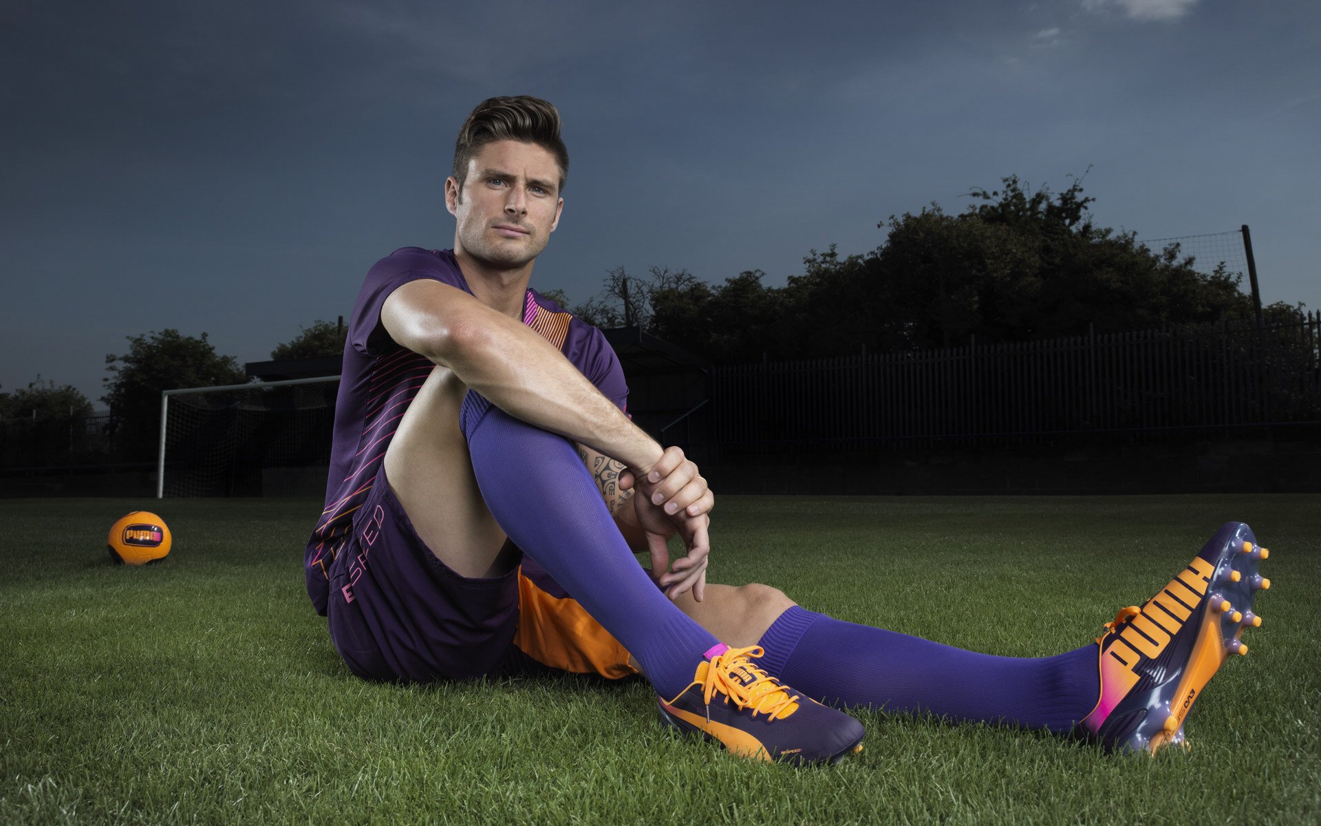 英超焦点战，精彩进球和神级扑救掀起高潮，英超专题